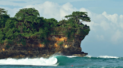Why the Mentawais Outshine Other Indonesian Surf Destinations (and How Driftwood Delivers)